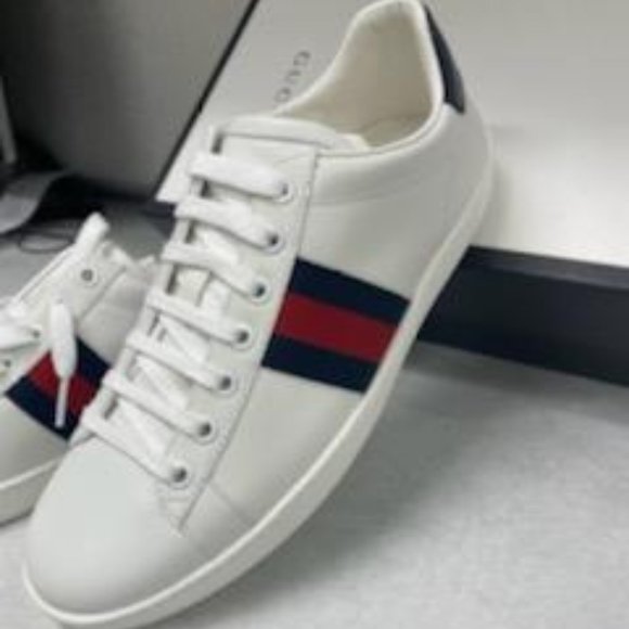 saks fifth ave gucci shoes